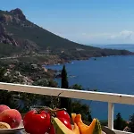 Boheme With Seaview & Private Garden, Antheor *