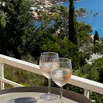 Apartment Boheme With Seaview & Private Garden, Antheor Saint-Raphael (Var)