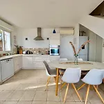 Appartamento Bohème With Seaview&private Garden, Antheor Saint-Raphaël