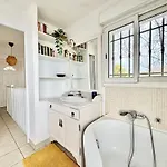 Bohème With Seaview&private Garden, Antheor *