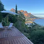 Boheme With Seaview & Private Garden, Antheor *