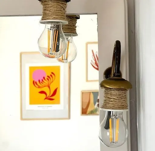 Boheme With Seaview & Private Garden, Antheor *