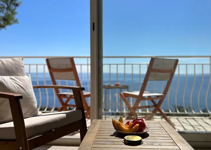 Boheme With Seaview & Private Garden, Antheor * Saint-Raphaël